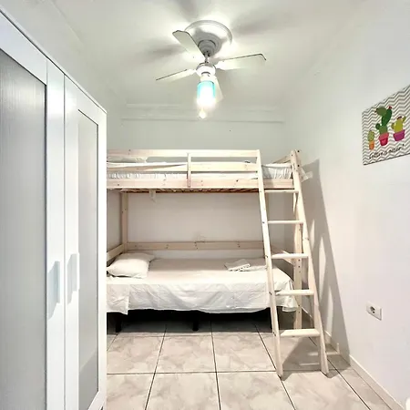 Lovely With Pool And Wifi Apartament
